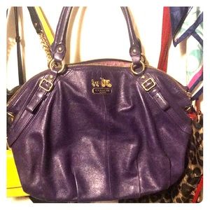 Large Amazing bag. Hate to let it go!